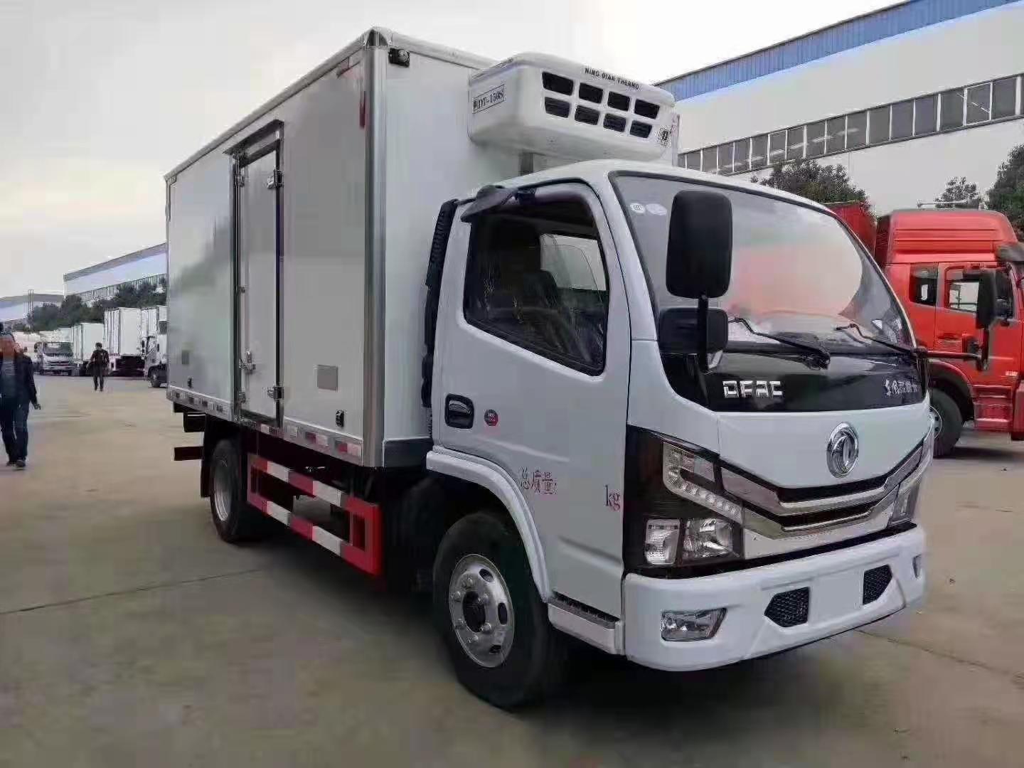 东风多利卡冷藏车