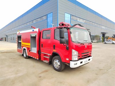 庆铃五十铃水罐消防车