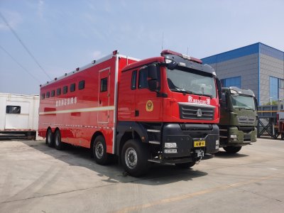 重汽豪沃盥洗车