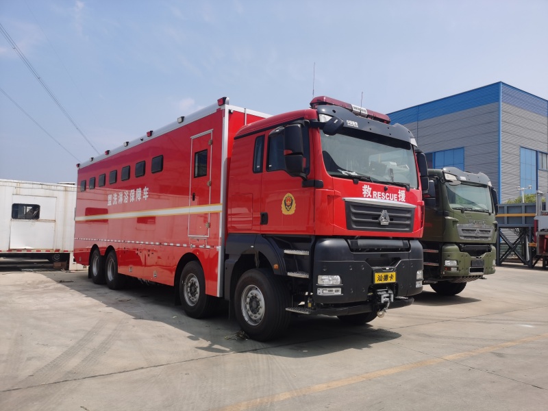 重汽汕德卡厕所车