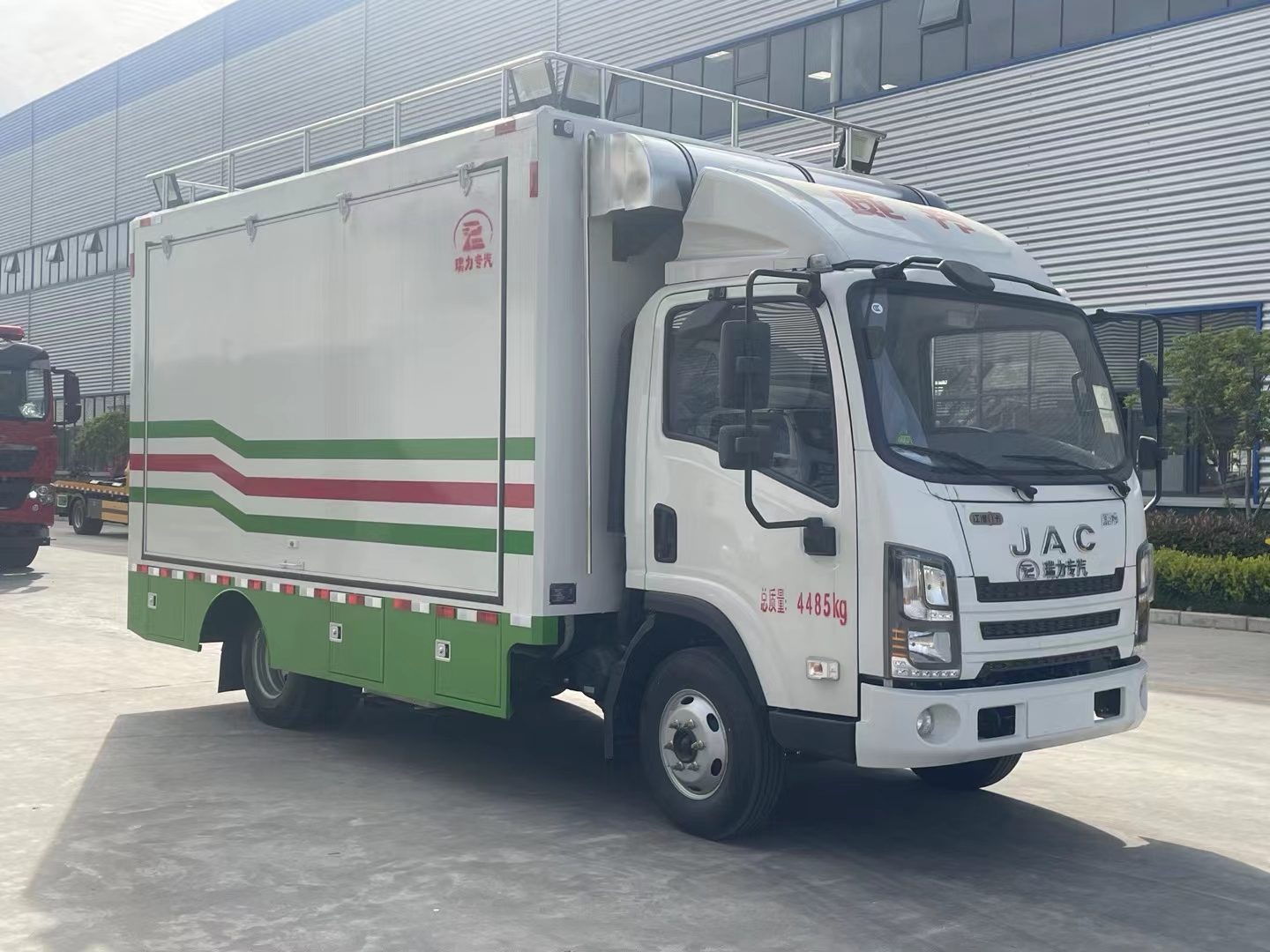 东风多利卡餐车 蓝牌