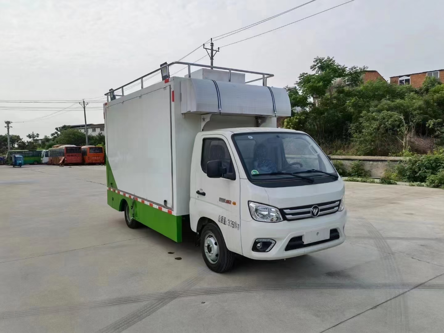 福田小卡流动餐车