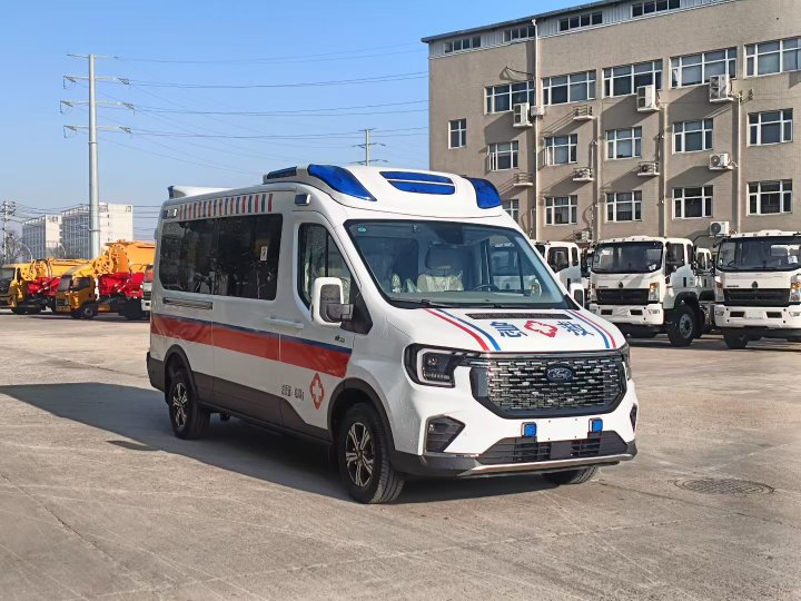 福特全顺T8救护车